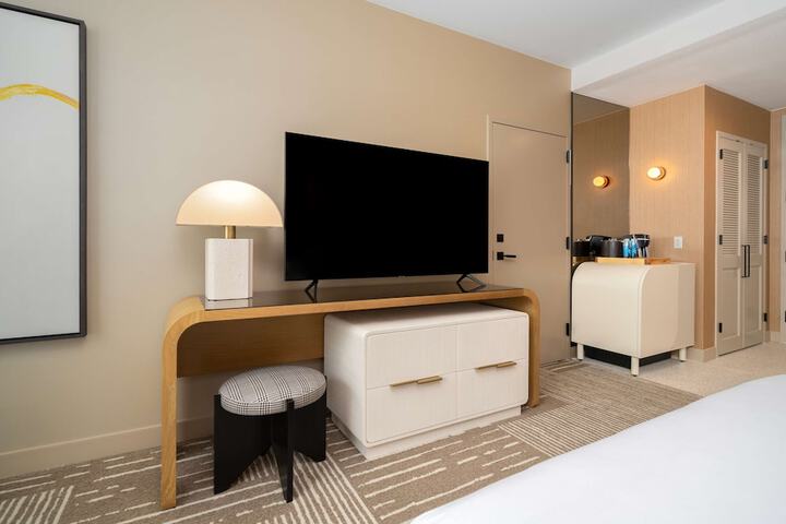 Hilton San Diego Gaslamp Quarter