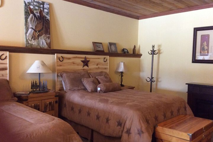 Elktrace Bed & Breakfast