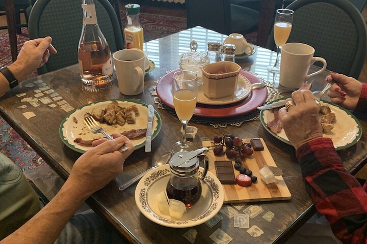 Breakfast/Coffee Service 27 of 31