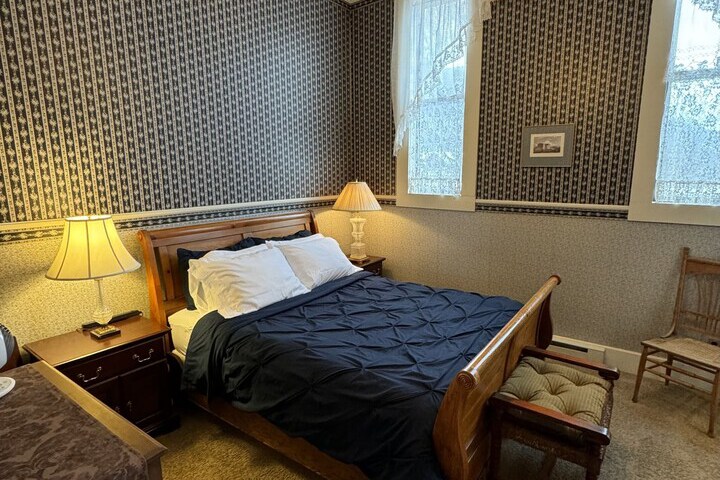 Room 18 of 24