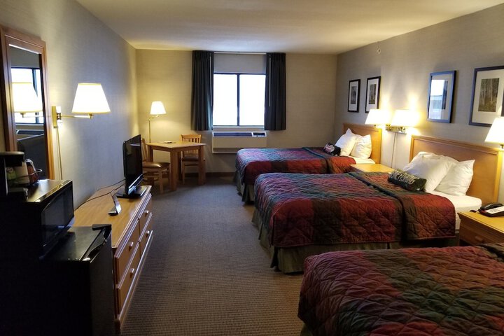 Room 35 of 64