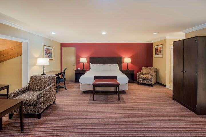 Room 14 of 39