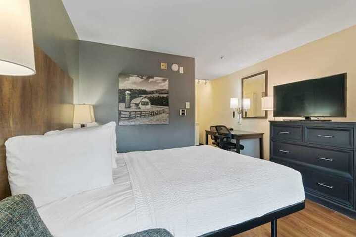 Extended Stay America Suites San Francisco San Mateo SFO