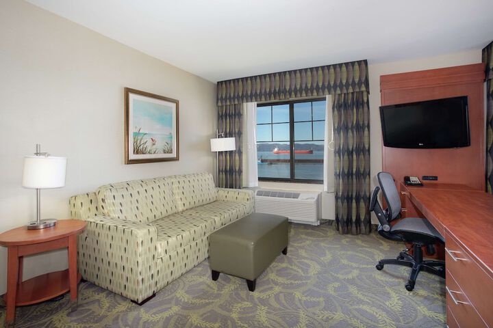 Room 70 of 80