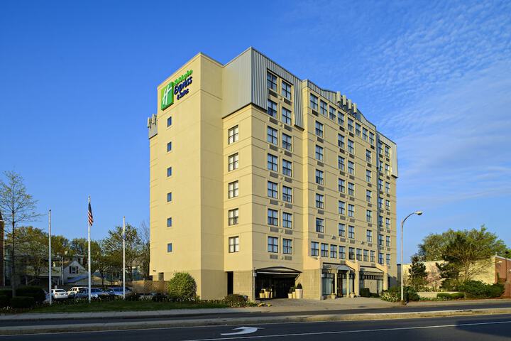 Hotel 5 of 45