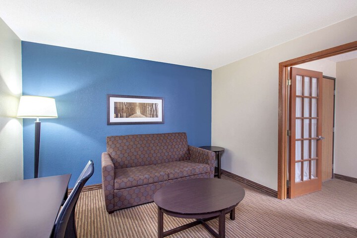 Room 18 of 50