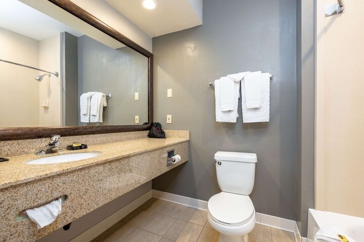 Room 14 of 37