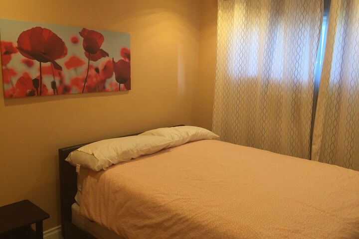Room 19 of 38
