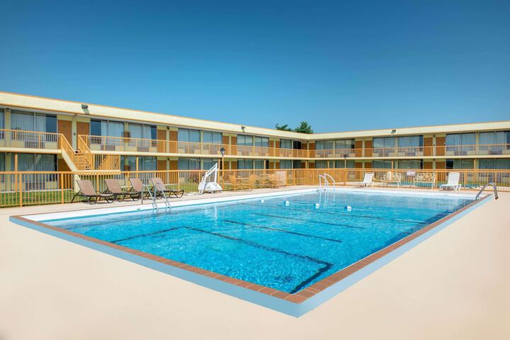 Pool 2 of 47