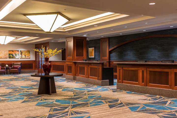 Crowne Plaza Springfield by IHG