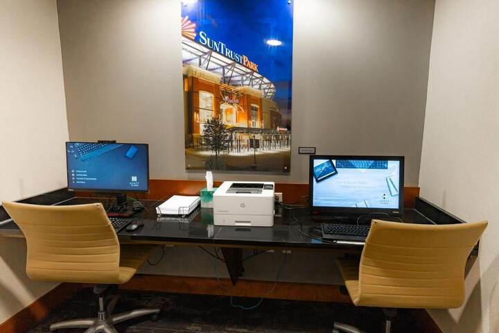 Hyatt Place Atlanta Airport-North