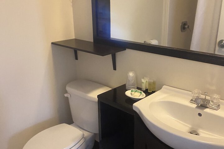 Room 11 of 20