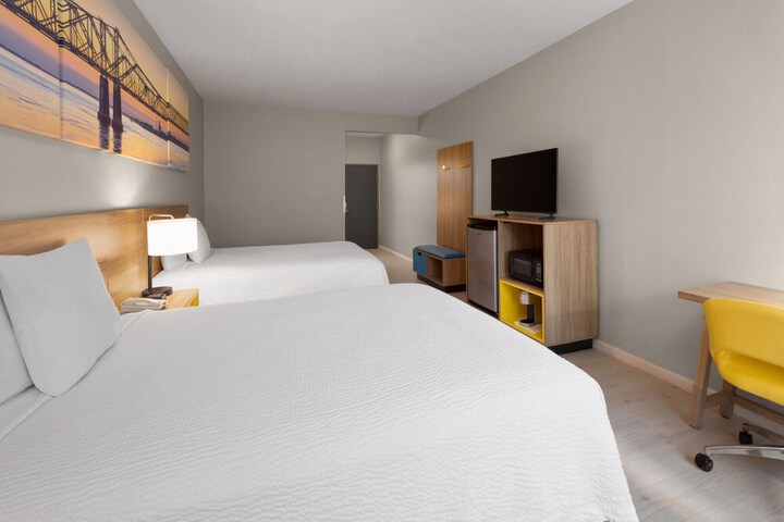 Days Inn & Suites by Wyndham Seaford