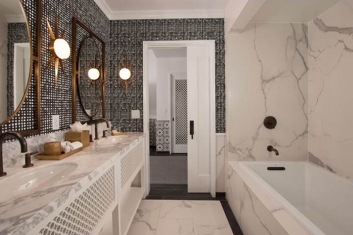Hotel Californian