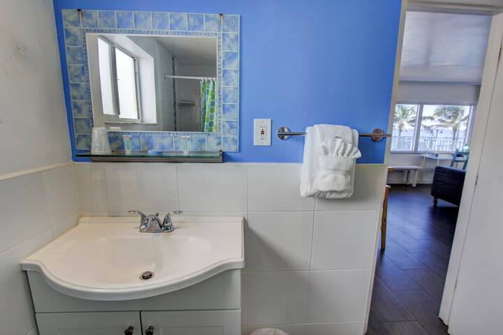 Room 14 of 70