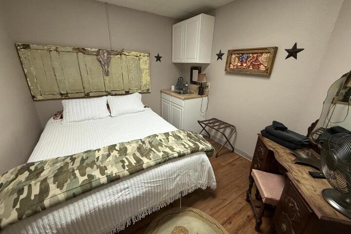 A Place to Stay Reservations Rooms