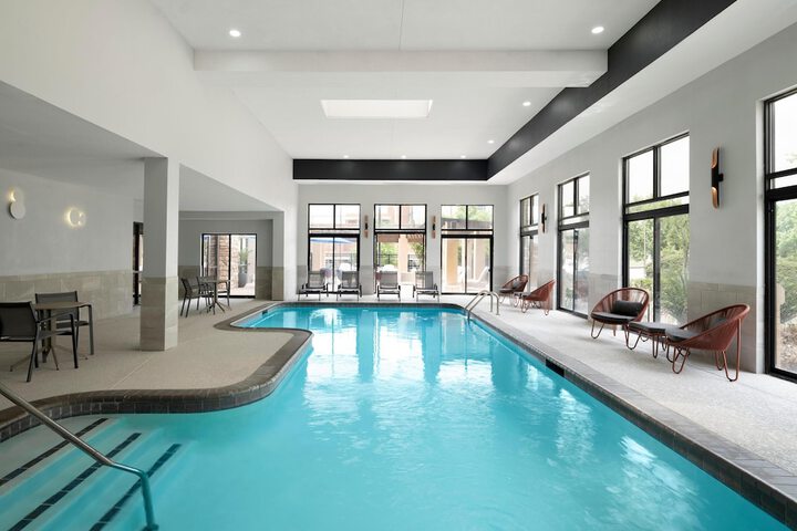 Hampton Inn & Suites Dallas-DFW ARPT W-SH 183 Hurst