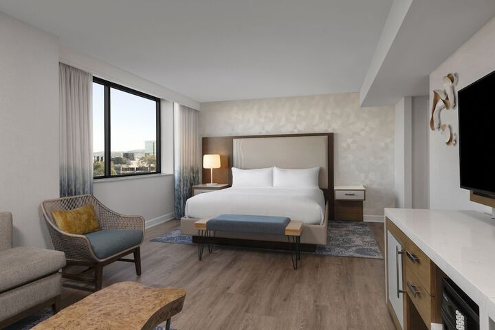 Renaissance Newport Beach Hotel