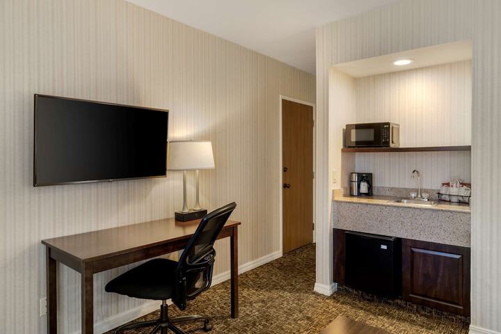 Room 29 of 42