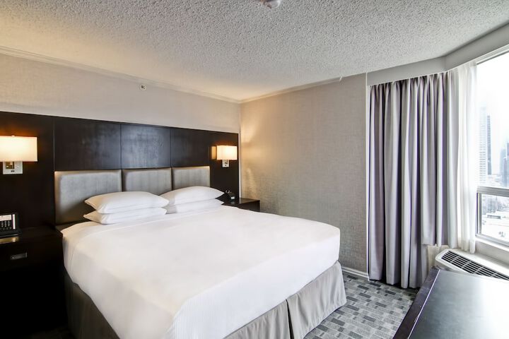 Room 73 of 116