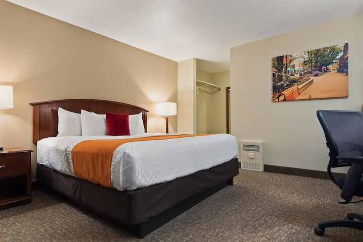 Room 20 of 32