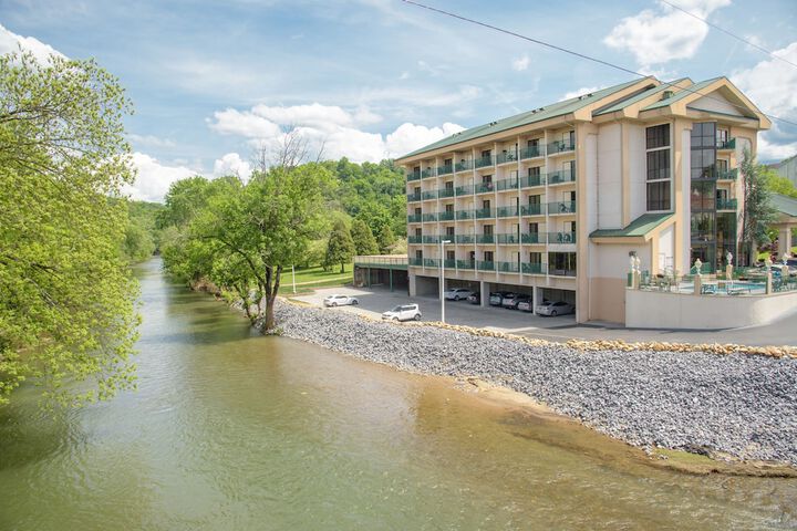 Hotel 11 of 91