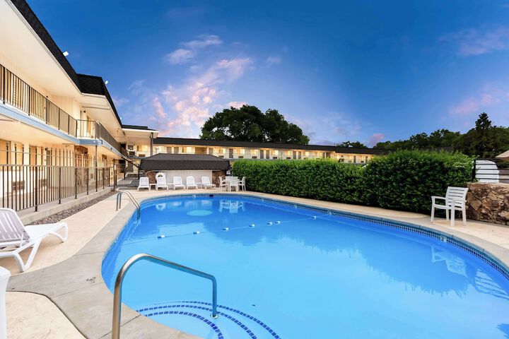 Pool 3 of 50