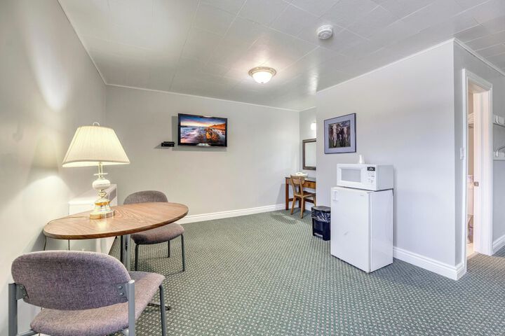 Room 47 of 72