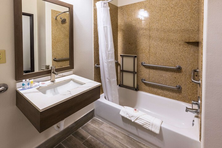 Comfort Inn & Suites New Iberia - Avery Island