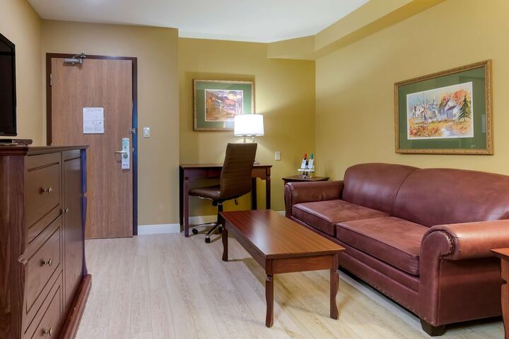 Room 27 of 45