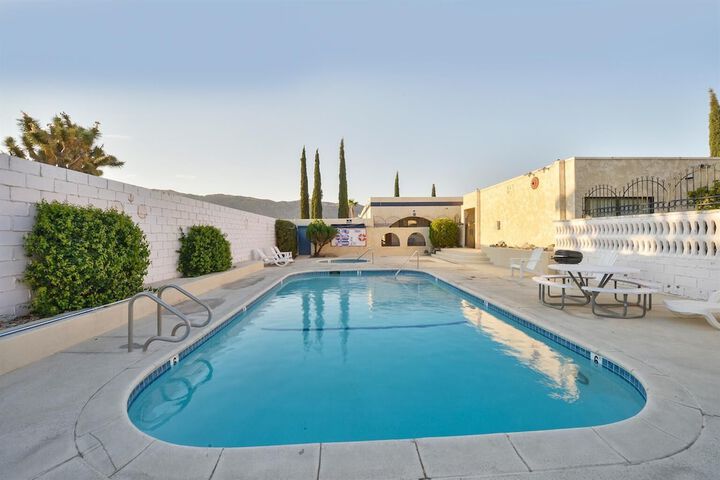 Pool 12 of 124