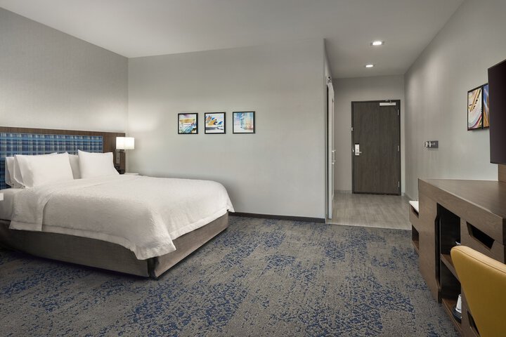 Room 21 of 35