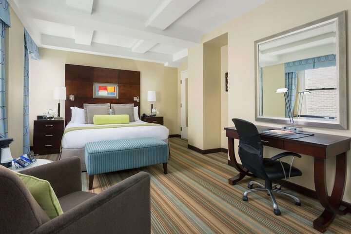 Room 29 of 37