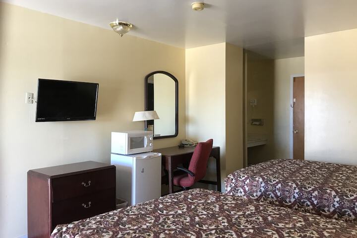 Room 10 of 25
