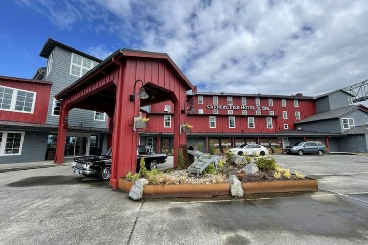 Hotel 6 of 138