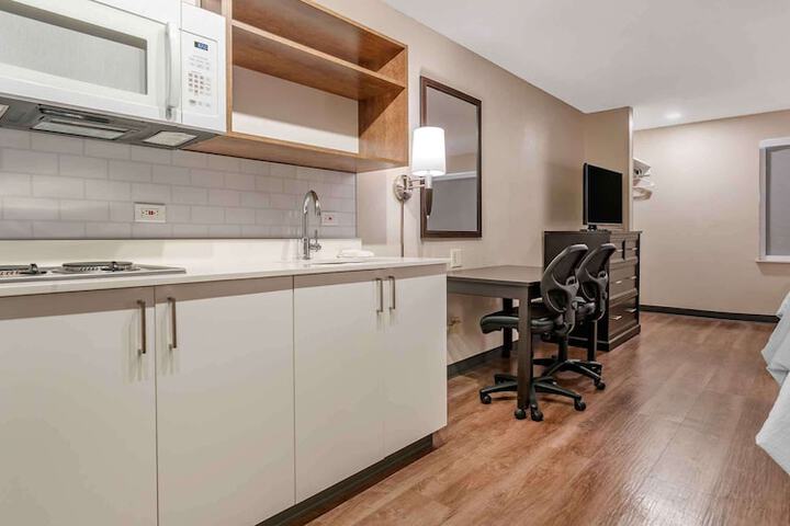 Room 21 of 35