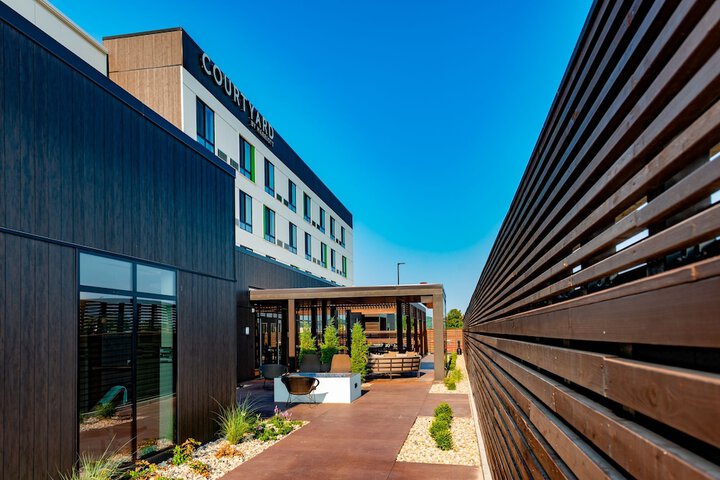 Courtyard by Marriott Omaha East / Council Bluffs IA