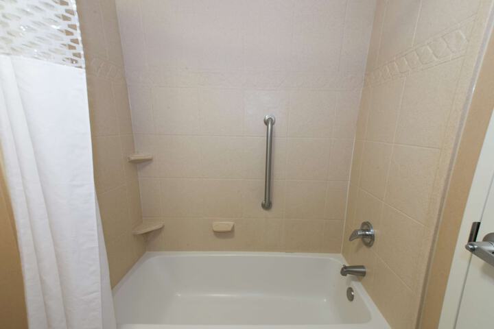 Room 22 of 53