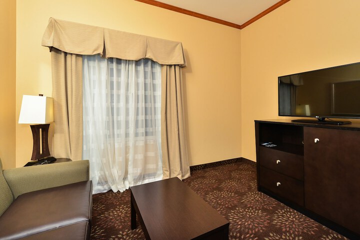 Room 31 of 64