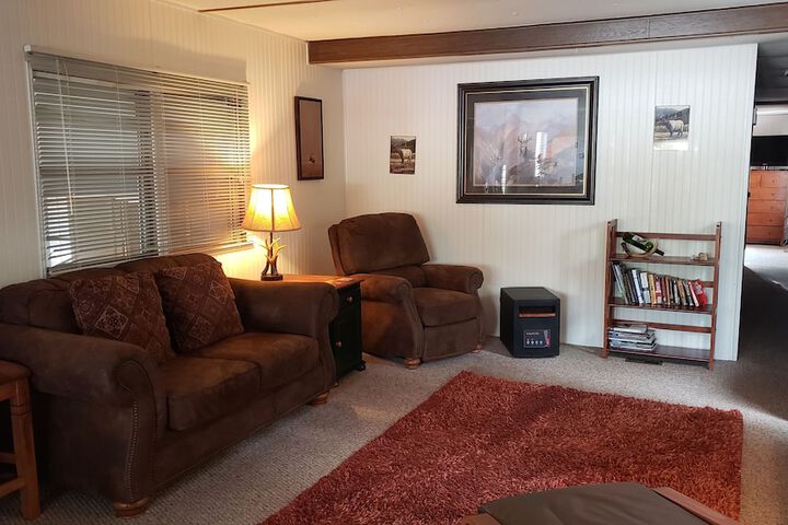Room 30 of 36