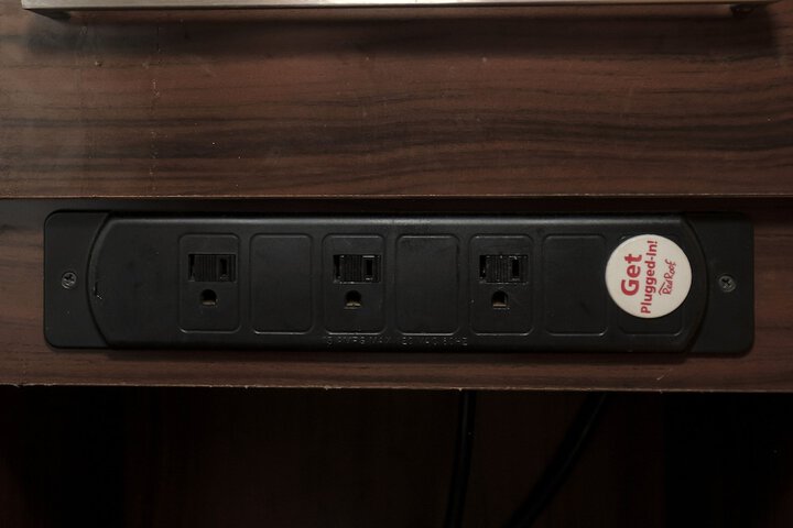 Room 32 of 34