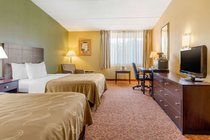 Room 30 of 51