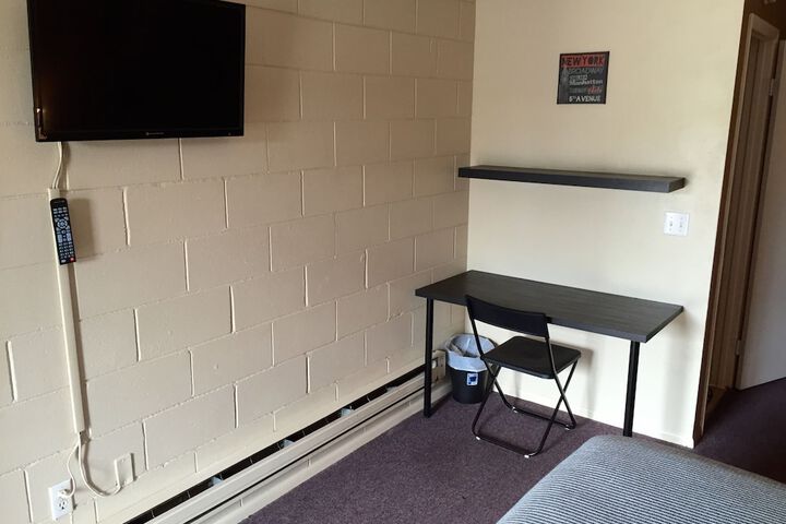 Room 5 of 23