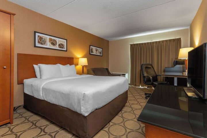 Room 15 of 23