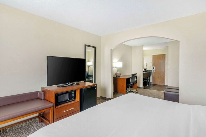 Comfort Inn & Suites La Grange - Louisville Area