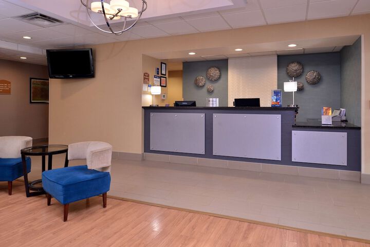 Hotel Interior 10 of 44