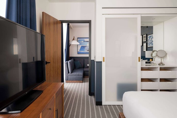 Cambria Hotel Boston Somerville