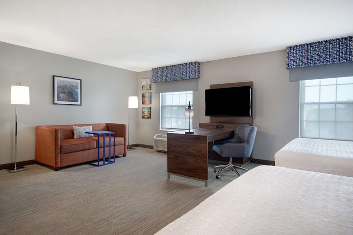 Room 8 of 30