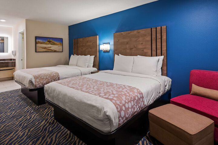 Room 11 of 24