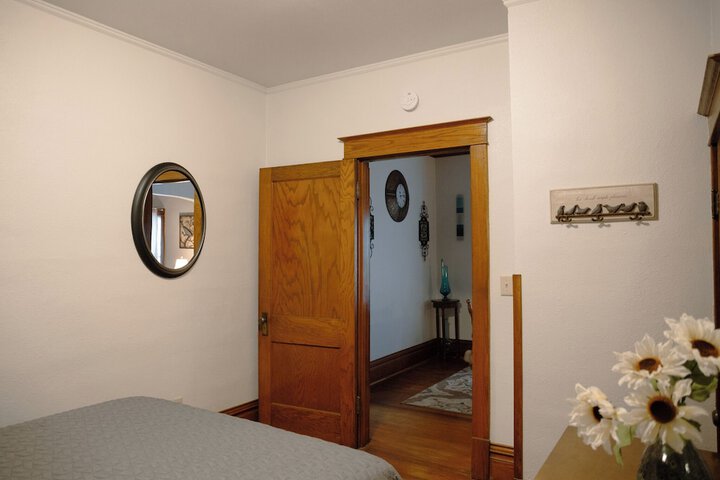 Room 190 of 234